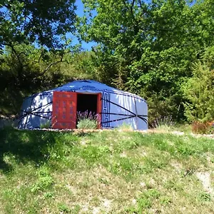  Camping Yourte France
